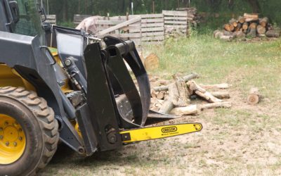 How the Grapple Claw Makes Log Handling Safer & More Efficient
